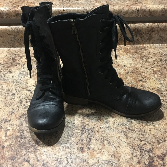 mossimo black combat boots